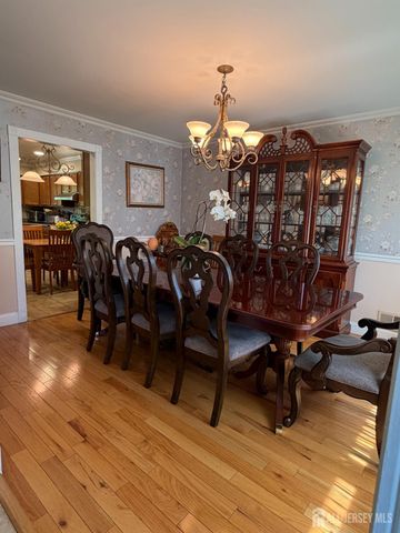 80 SE Deerfield Road, East Brunswick, NJ 08816