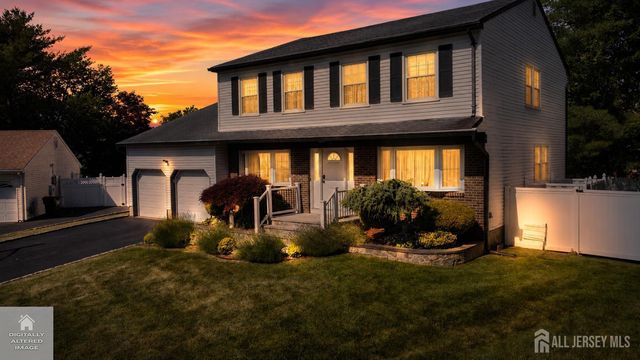 80 SE Deerfield Road, East Brunswick, NJ 08816