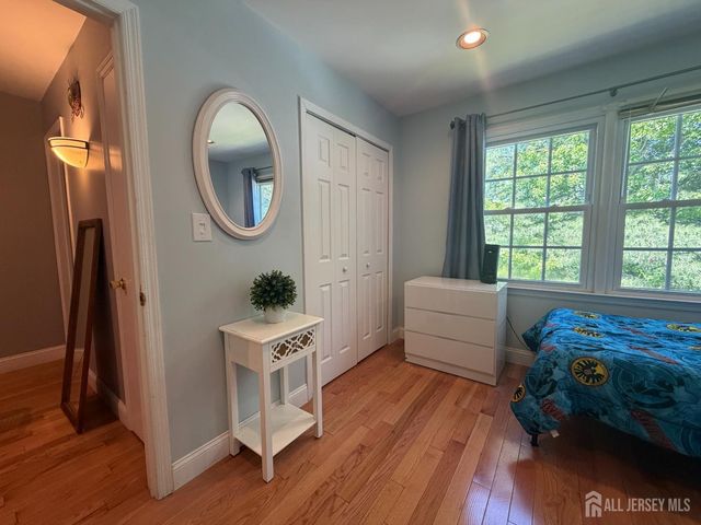 80 SE Deerfield Road, East Brunswick, NJ 08816