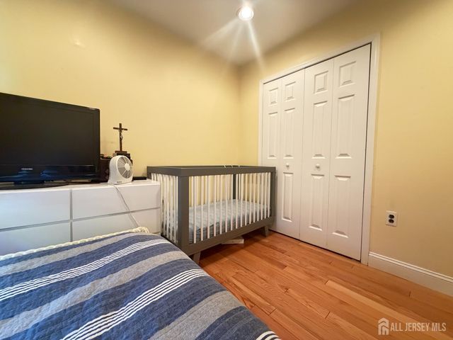 80 SE Deerfield Road, East Brunswick, NJ 08816