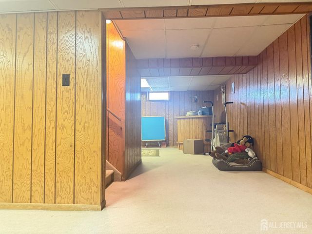 80 SE Deerfield Road, East Brunswick, NJ 08816