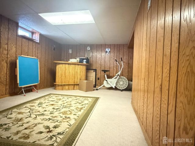 80 SE Deerfield Road, East Brunswick, NJ 08816