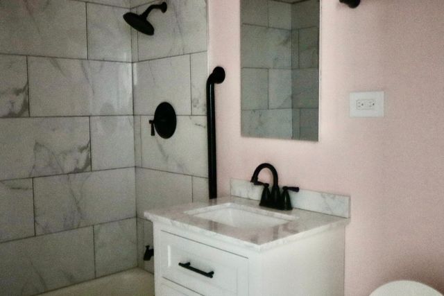 7337 S South Shore Drive 708, Chicago, IL 60649