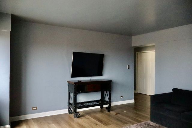 7337 S South Shore Drive 708, Chicago, IL 60649