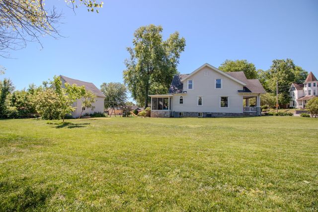 224 S First Street, Boonville, IN 47601