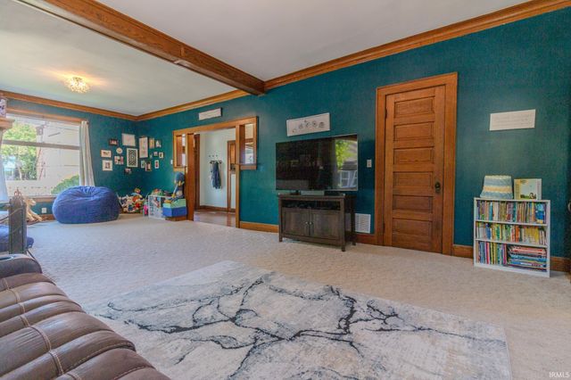 224 S First Street, Boonville, IN 47601