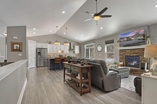 12123 250th AVENUE, Trevor, WI 53179