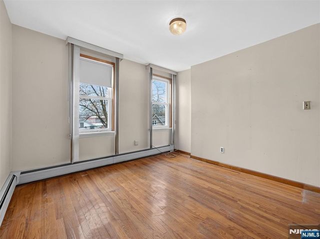31 5th Street, Ridgefield Park, NJ 07660