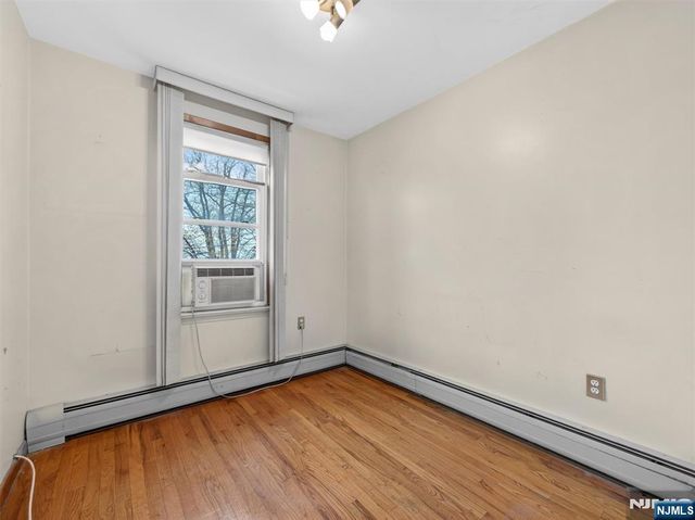 31 5th Street, Ridgefield Park, NJ 07660