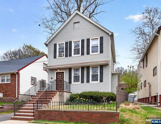 31 5th Street, Ridgefield Park, NJ 07660