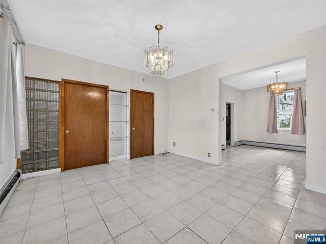 31 5th Street, Ridgefield Park, NJ 07660