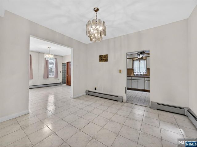 31 5th Street, Ridgefield Park, NJ 07660