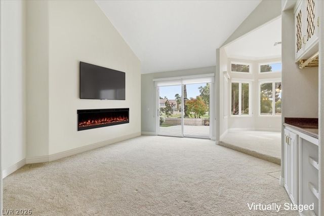8215 Round Hills Circle, Las Vegas, NV 89113