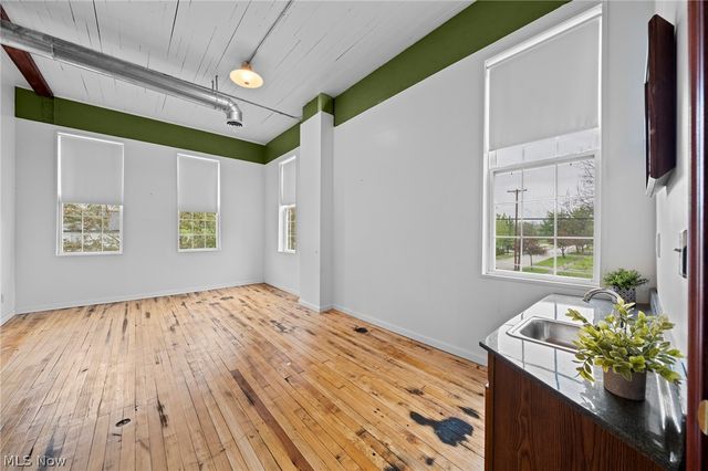 241 Myrtle Street, Ravenna, OH 44266