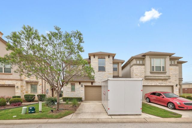 2105 Town Centre DR 48, Round Rock, TX 78664