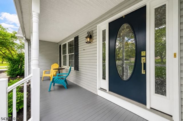 13 Briarwood Rd, Washington Twp., NJ 07853