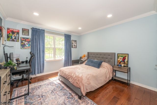 13 Briarwood Rd, Washington Twp., NJ 07853