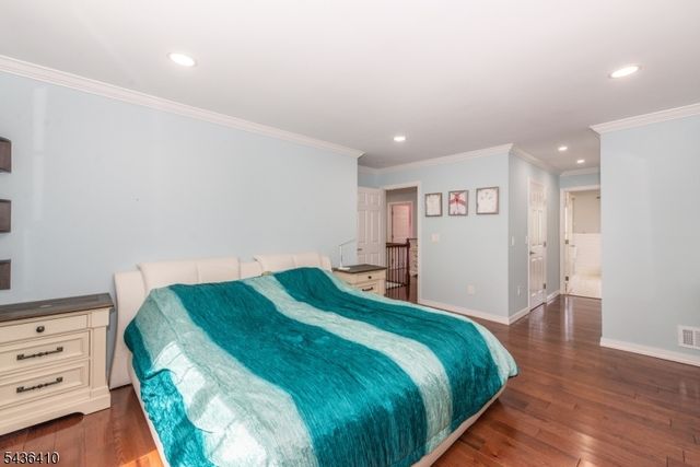 13 Briarwood Rd, Washington Twp., NJ 07853