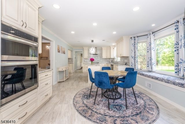 13 Briarwood Rd, Washington Twp., NJ 07853