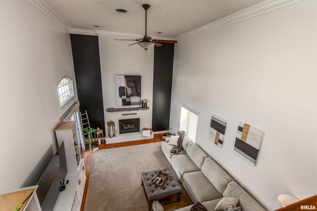 205 Dinah Lane, Marion, IL 62959