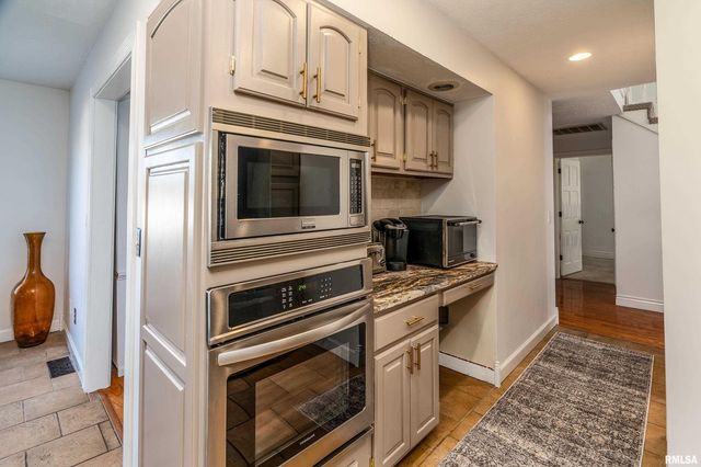 205 Dinah Lane, Marion, IL 62959
