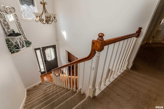 205 Dinah Lane, Marion, IL 62959