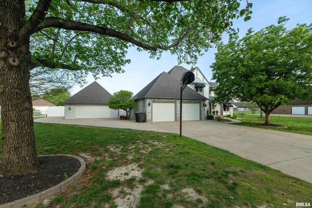 205 Dinah Lane, Marion, IL 62959