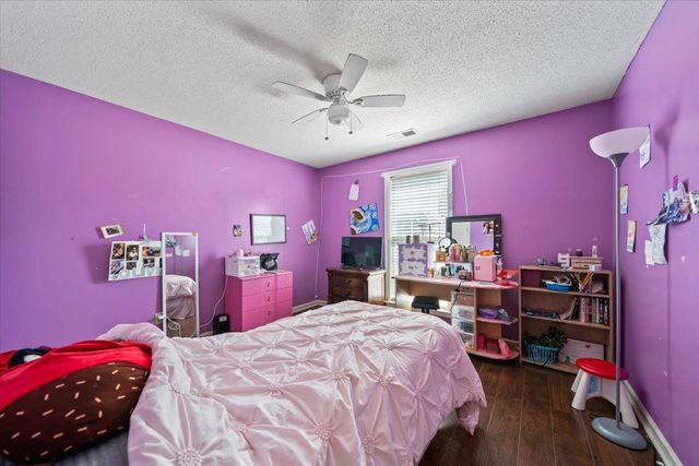 9562 MISTY KNOLL DR, Memphis, TN 38016