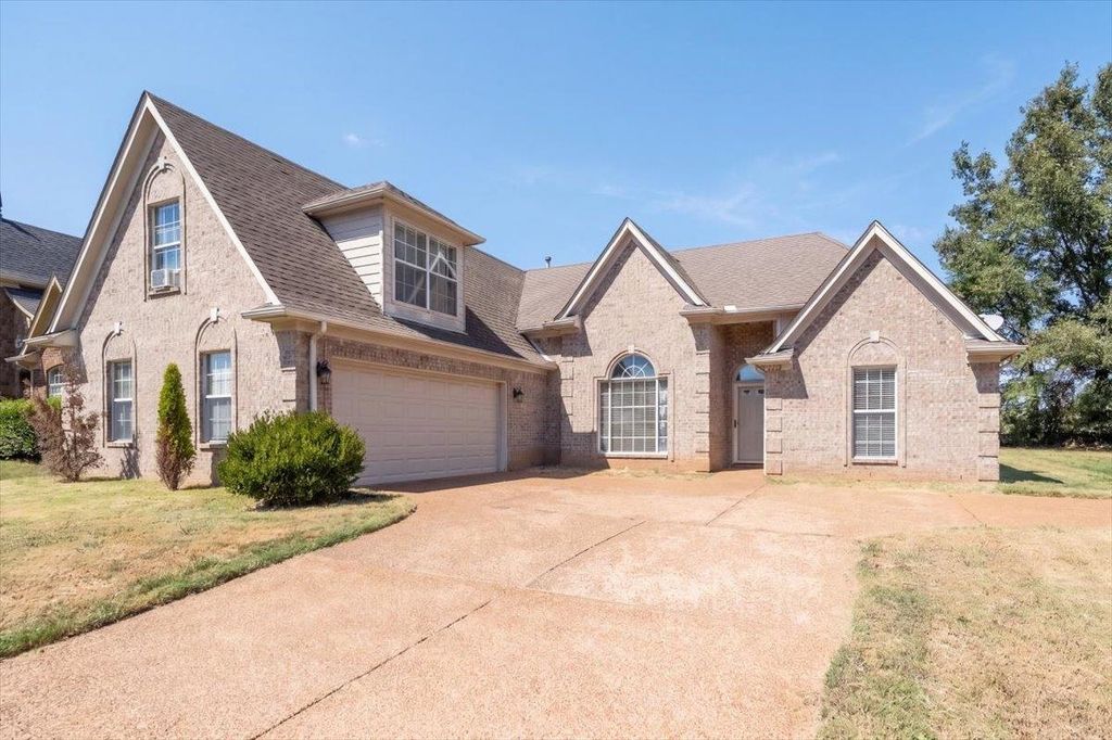 9562 MISTY KNOLL DR, Memphis, TN 38016