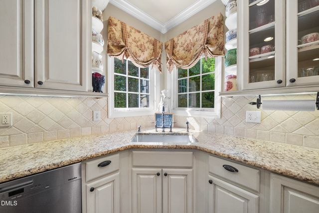 6112 Larboard Drive, Apex, NC 27539