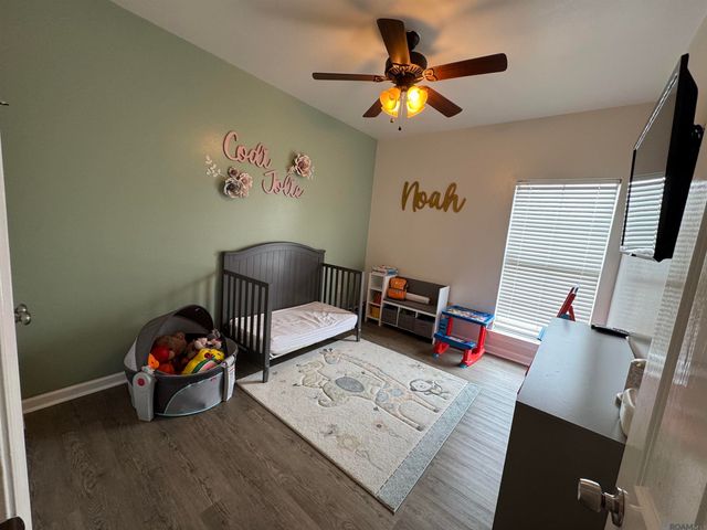 40535 Cross Ridge Ave, Gonzales, LA 70737