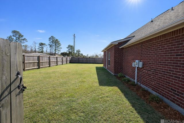 40535 Cross Ridge Ave, Gonzales, LA 70737