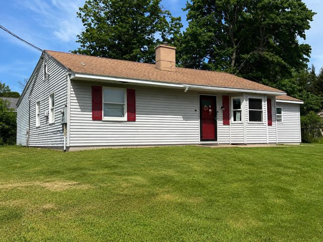 3 Lark Lane, Springfield, VT 05156