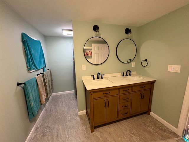 3 Lark Lane, Springfield, VT 05156