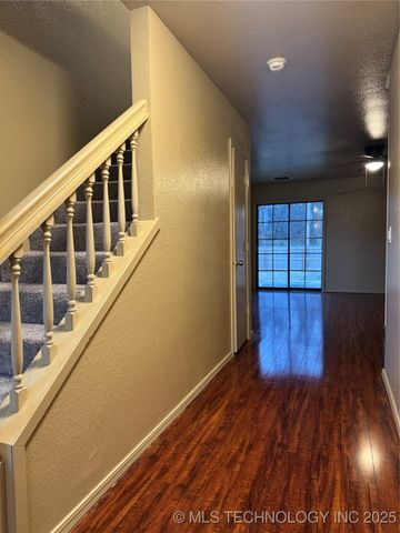 6130 S Xenophon Avenue, Tulsa, OK 74132