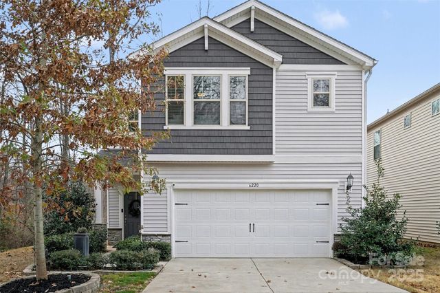 6220 Hailstone Road, Charlotte, NC 28215