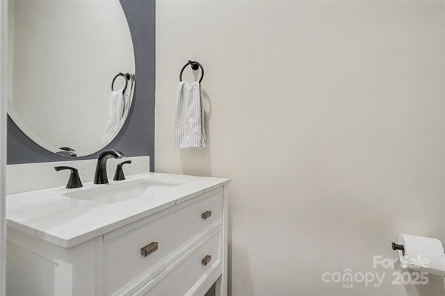 6220 Hailstone Road, Charlotte, NC 28215