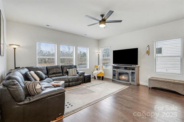 6220 Hailstone Road, Charlotte, NC 28215