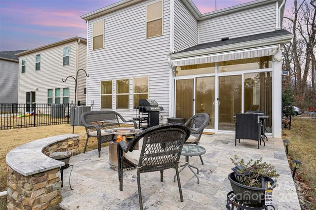 6220 Hailstone Road, Charlotte, NC 28215