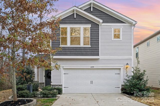 6220 Hailstone Road, Charlotte, NC 28215