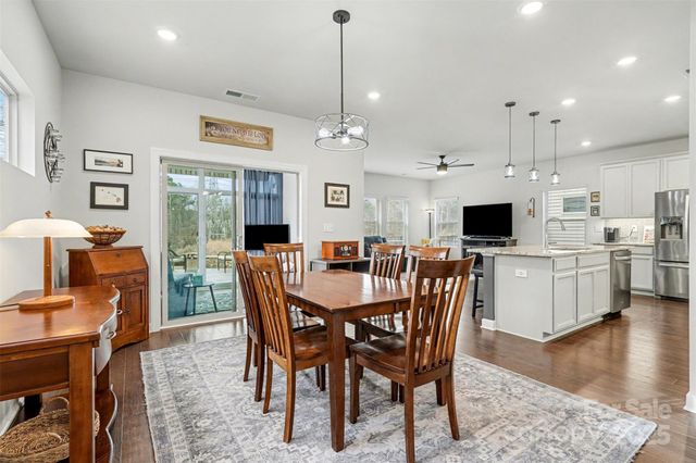 6220 Hailstone Road, Charlotte, NC 28215