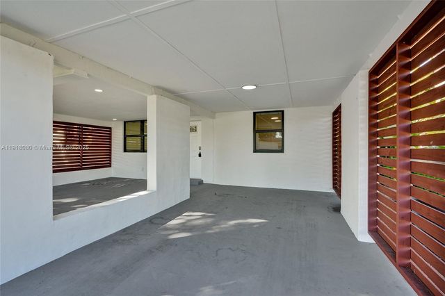 1302 S 22nd Ct, Hollywood, FL 33020