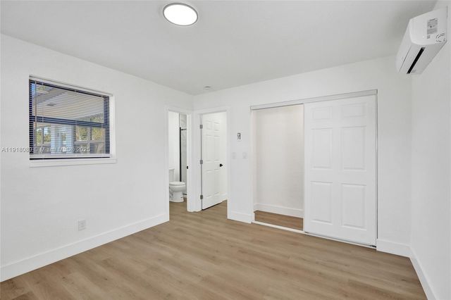 1302 S 22nd Ct, Hollywood, FL 33020