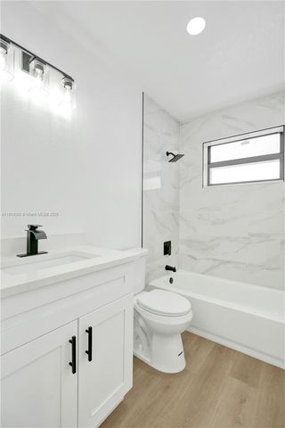 1302 S 22nd Ct, Hollywood, FL 33020