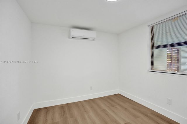 1302 S 22nd Ct, Hollywood, FL 33020