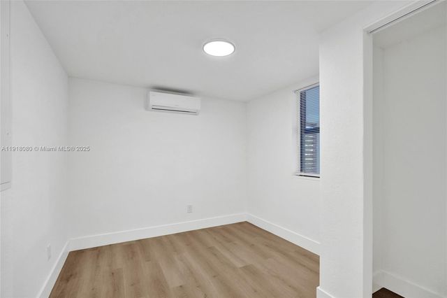 1302 S 22nd Ct, Hollywood, FL 33020