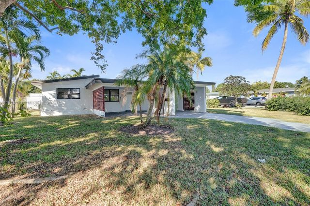 1302 S 22nd Ct, Hollywood, FL 33020