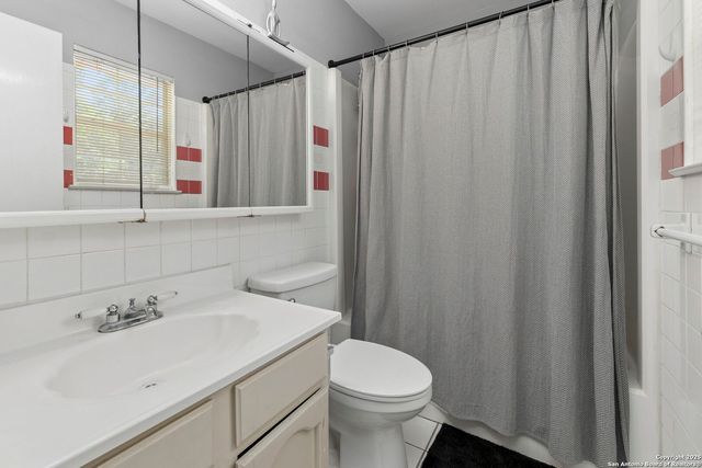 3707 Pipers Meadow, San Antonio, TX 78251