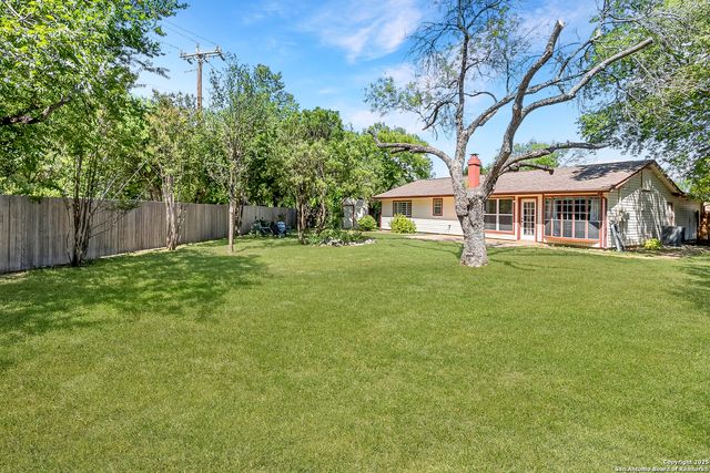 3707 Pipers Meadow, San Antonio, TX 78251
