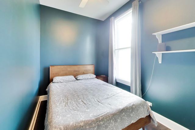 941 W Altgeld Street, Chicago, IL 60614